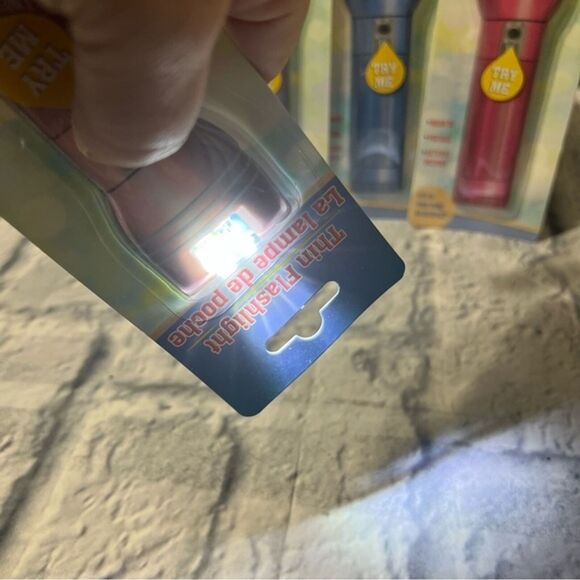 Magnetic thin flat flashlight -  - 1 Flashlight Only Hot Pink Left! - Picture 10 of 11